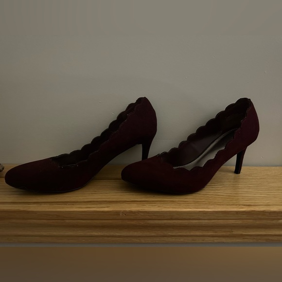 Burgundy low heel - Picture 2 of 3